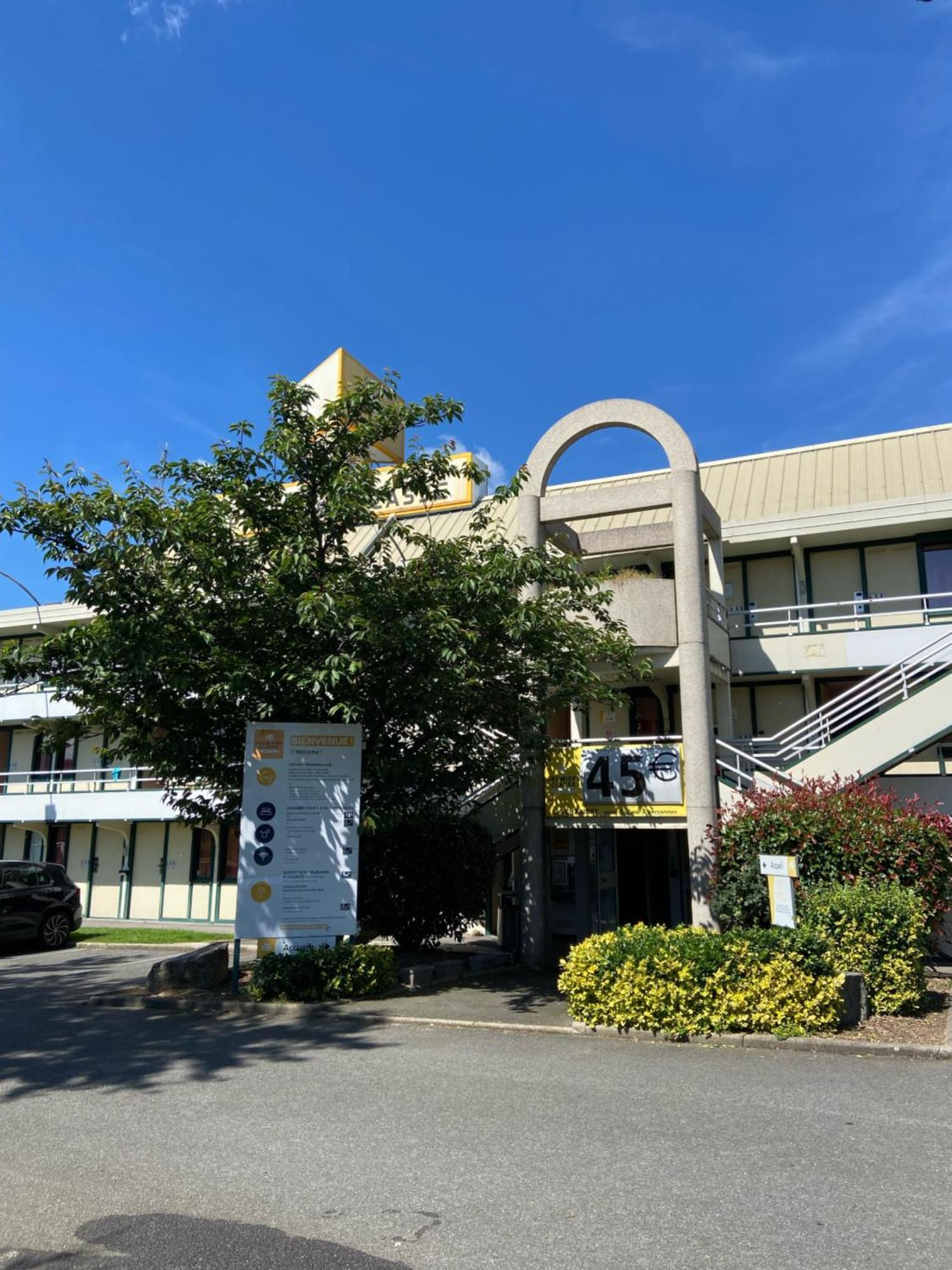 Première Classe Montluçon Saint Victor Exterior foto
